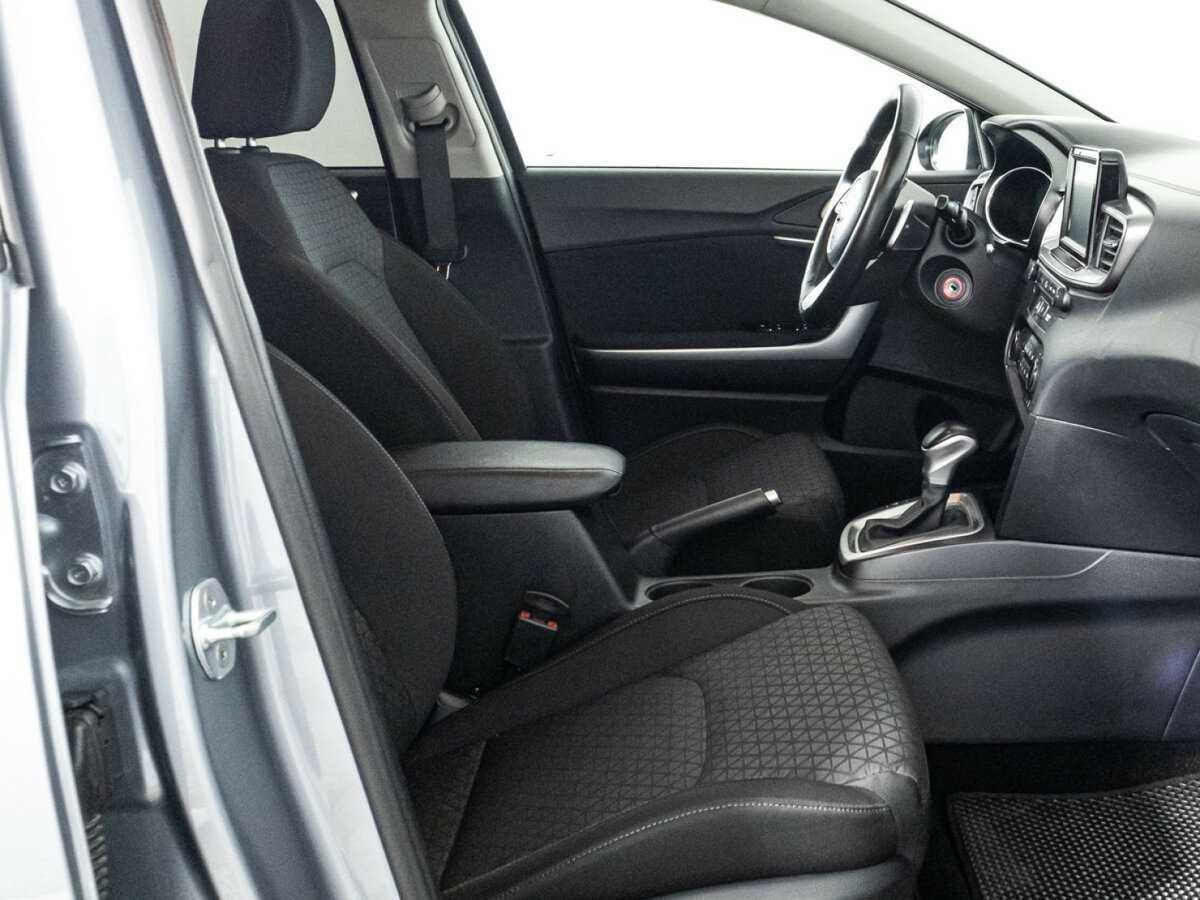 Kia Ceed 2020 года с пробегом. Фото: #16
