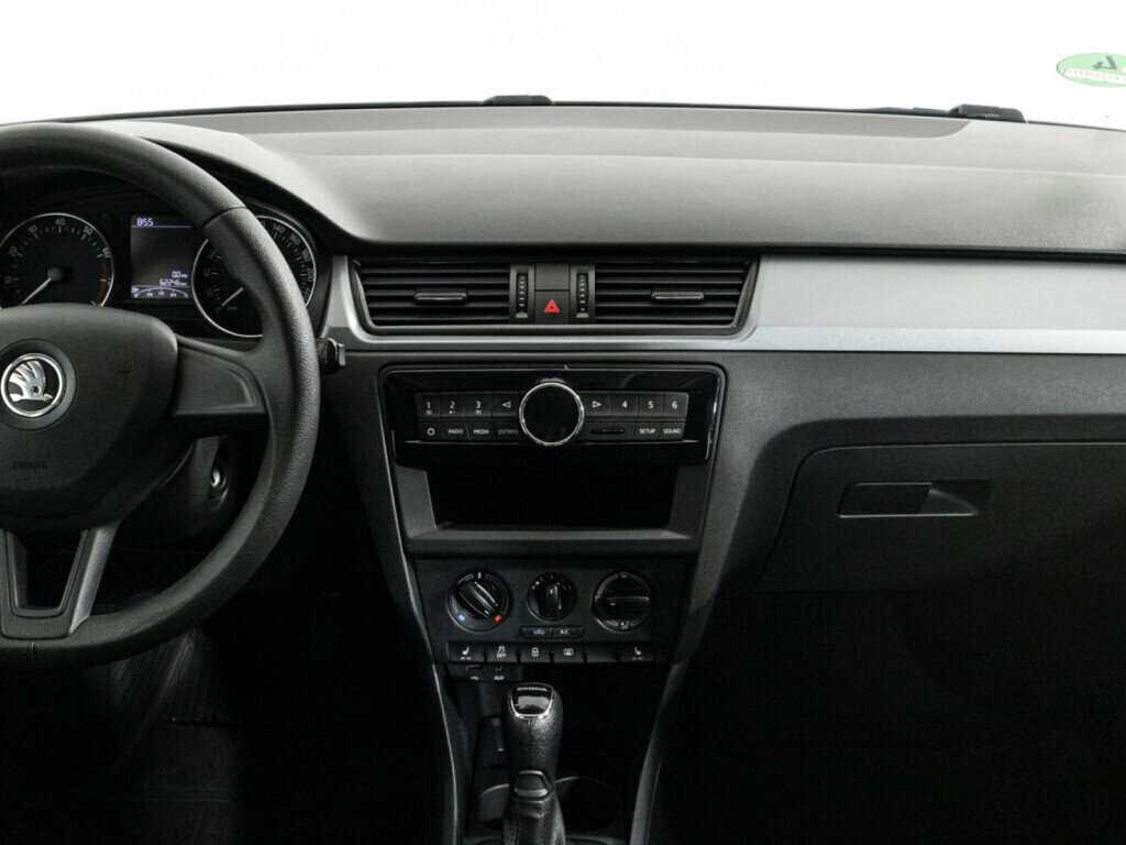 Skoda Rapid 2017 года с пробегом. Фото: #13