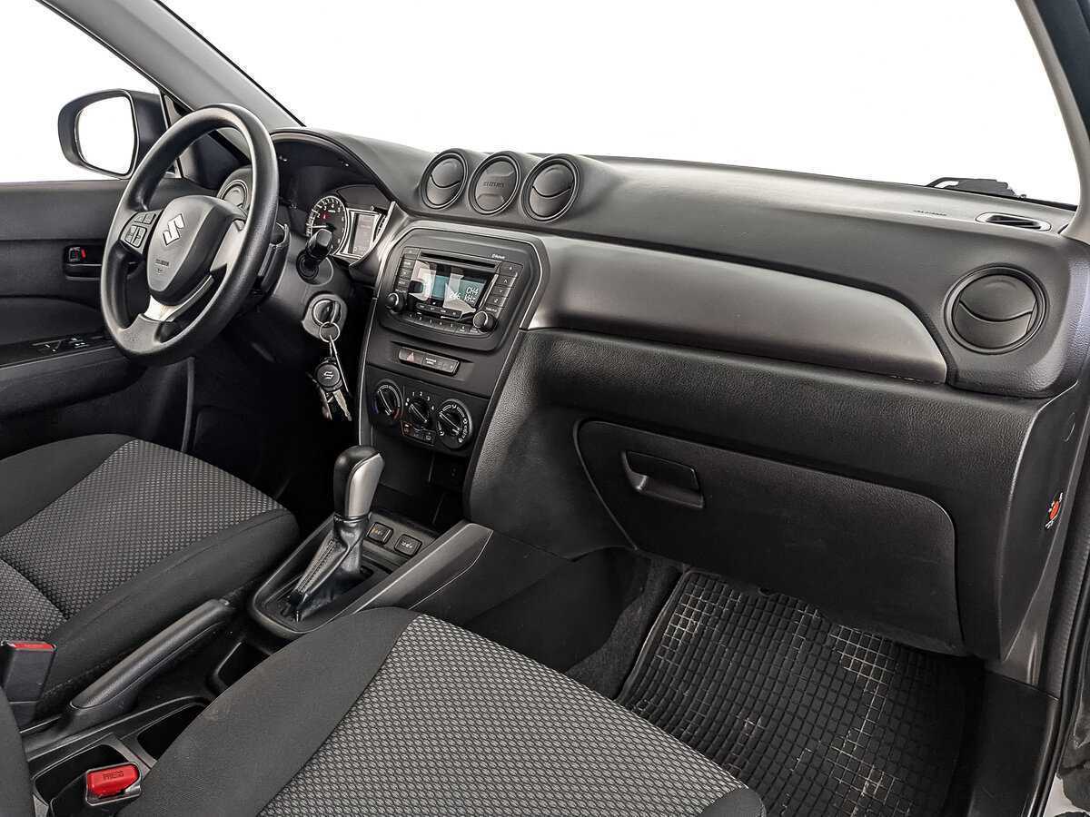 Suzuki Vitara 2019 года с пробегом. Фото: #12