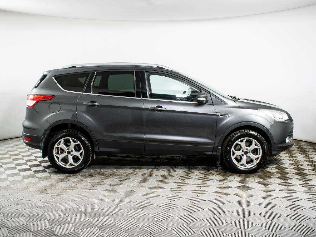 Ford Kuga 2015 года с пробегом. Фото: #3