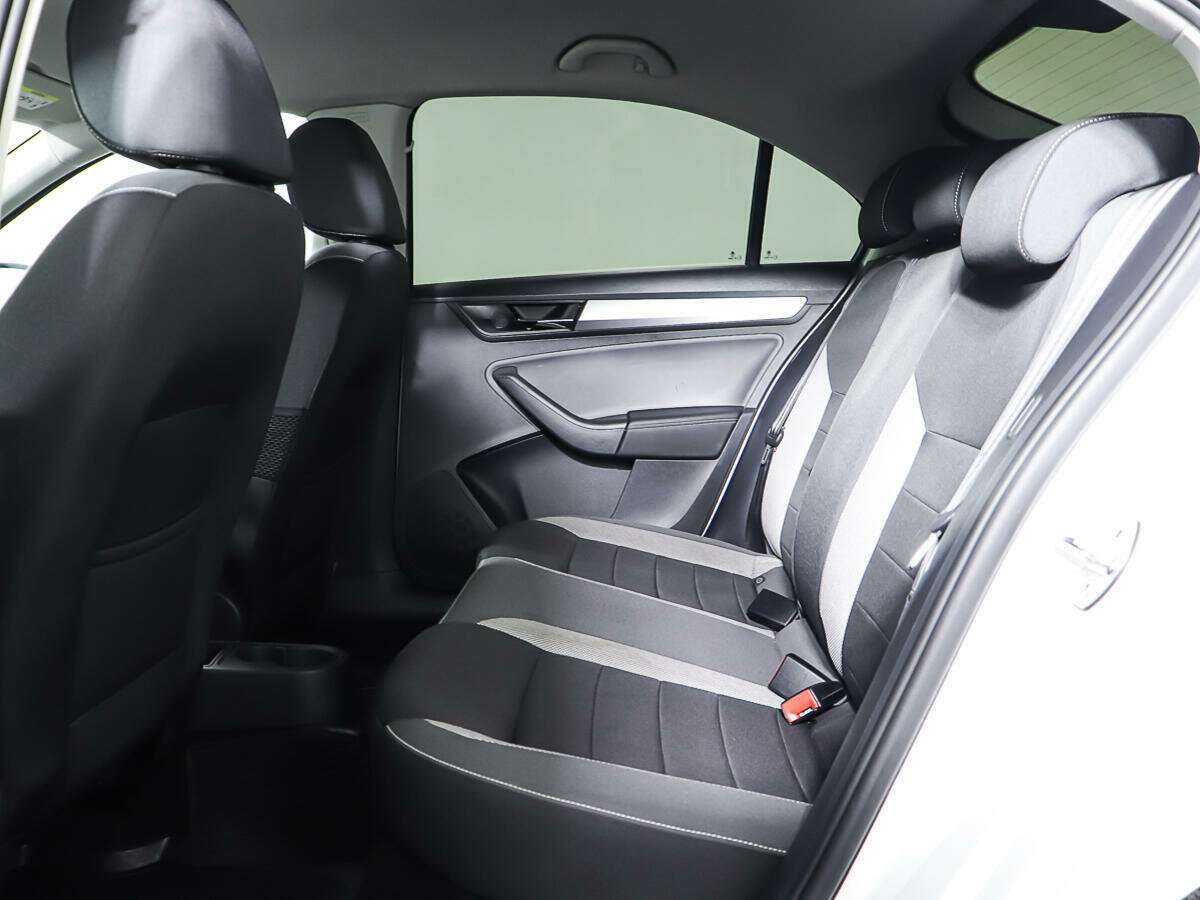 Skoda Rapid 2019 года с пробегом. Фото: #9