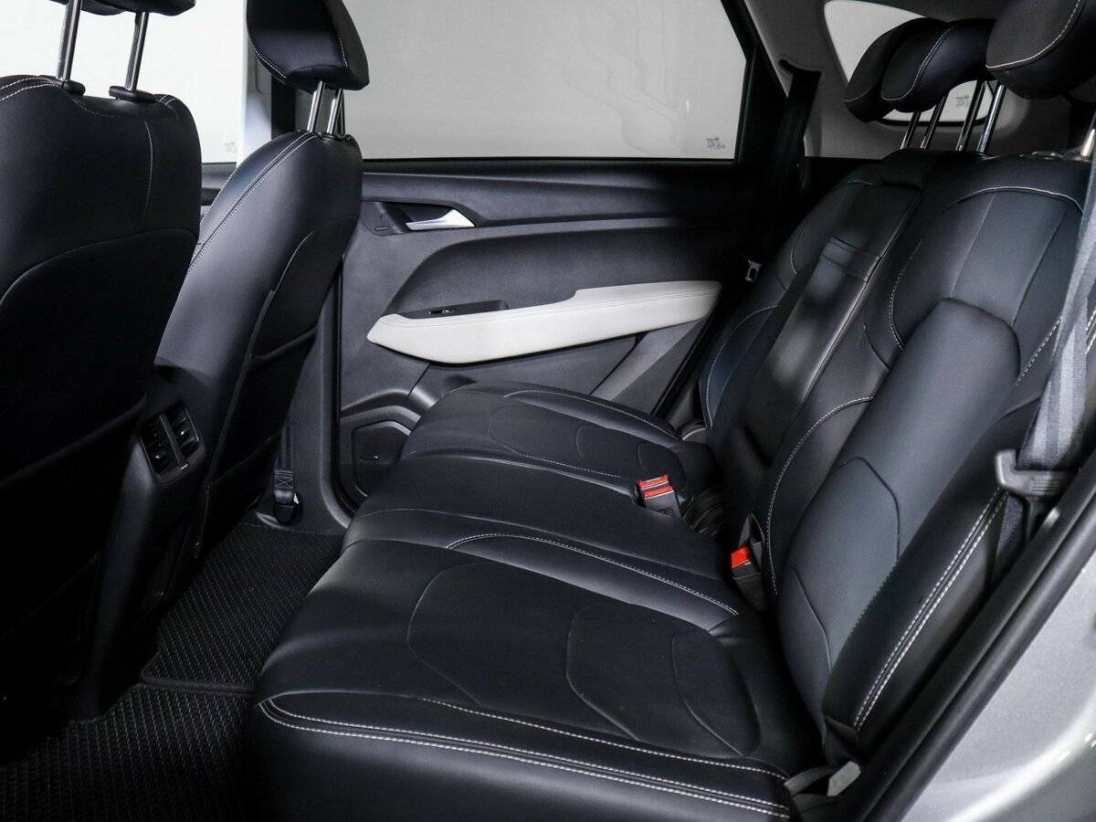 Chevrolet Captiva 2022 года с пробегом. Фото: #4