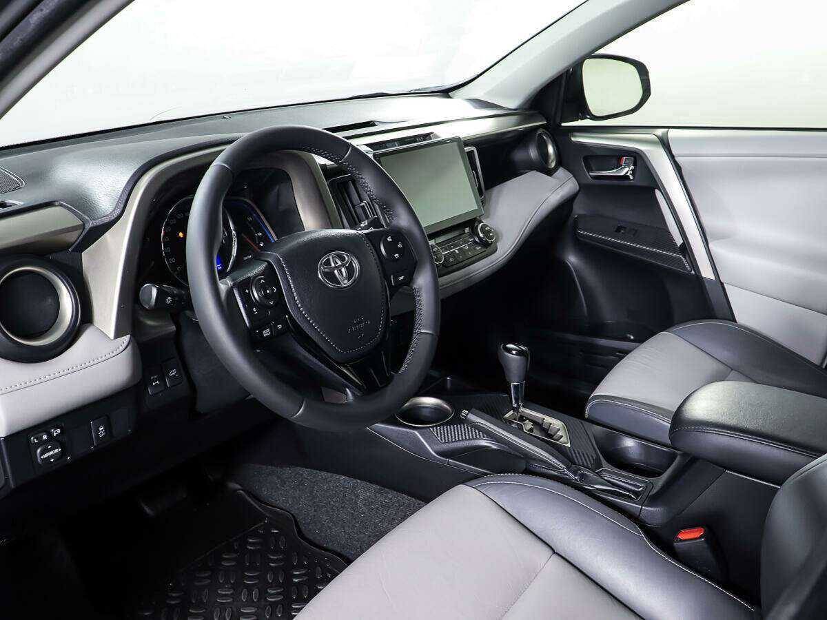 Toyota RAV4 2013 года с пробегом. Фото: #10