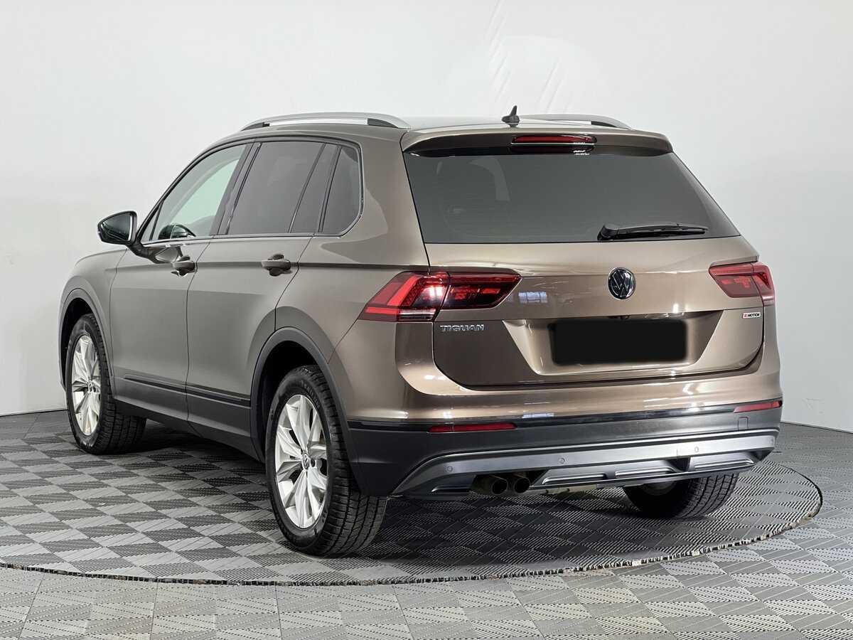 Volkswagen Tiguan 2018 года с пробегом. Фото: #5