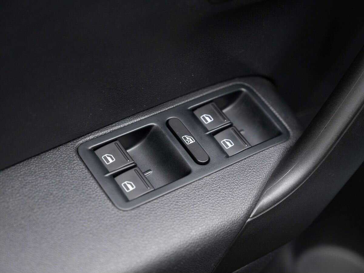 Volkswagen Polo 2019 года с пробегом. Фото: #17