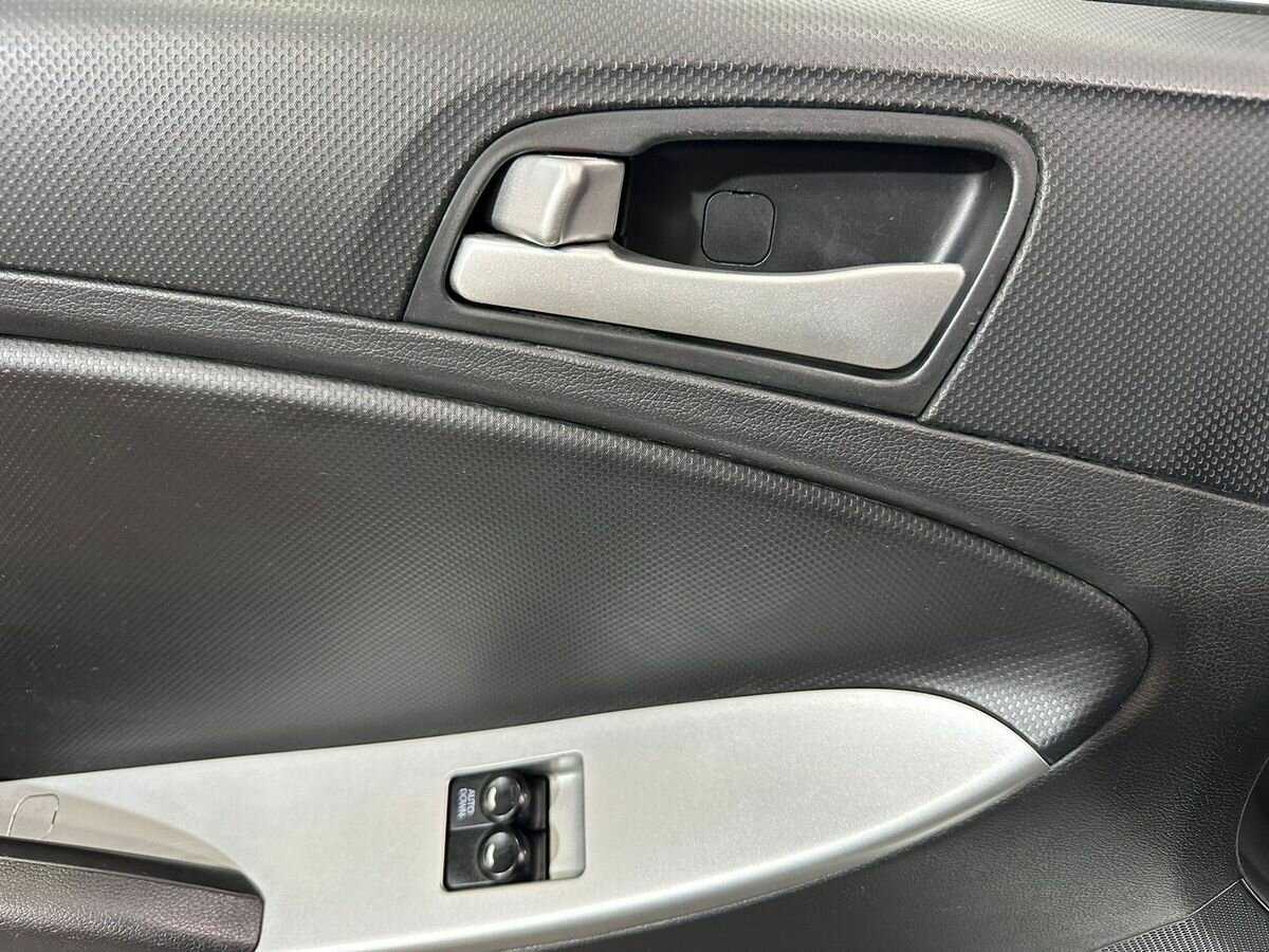 Hyundai Solaris 2014 года с пробегом. Фото: #13