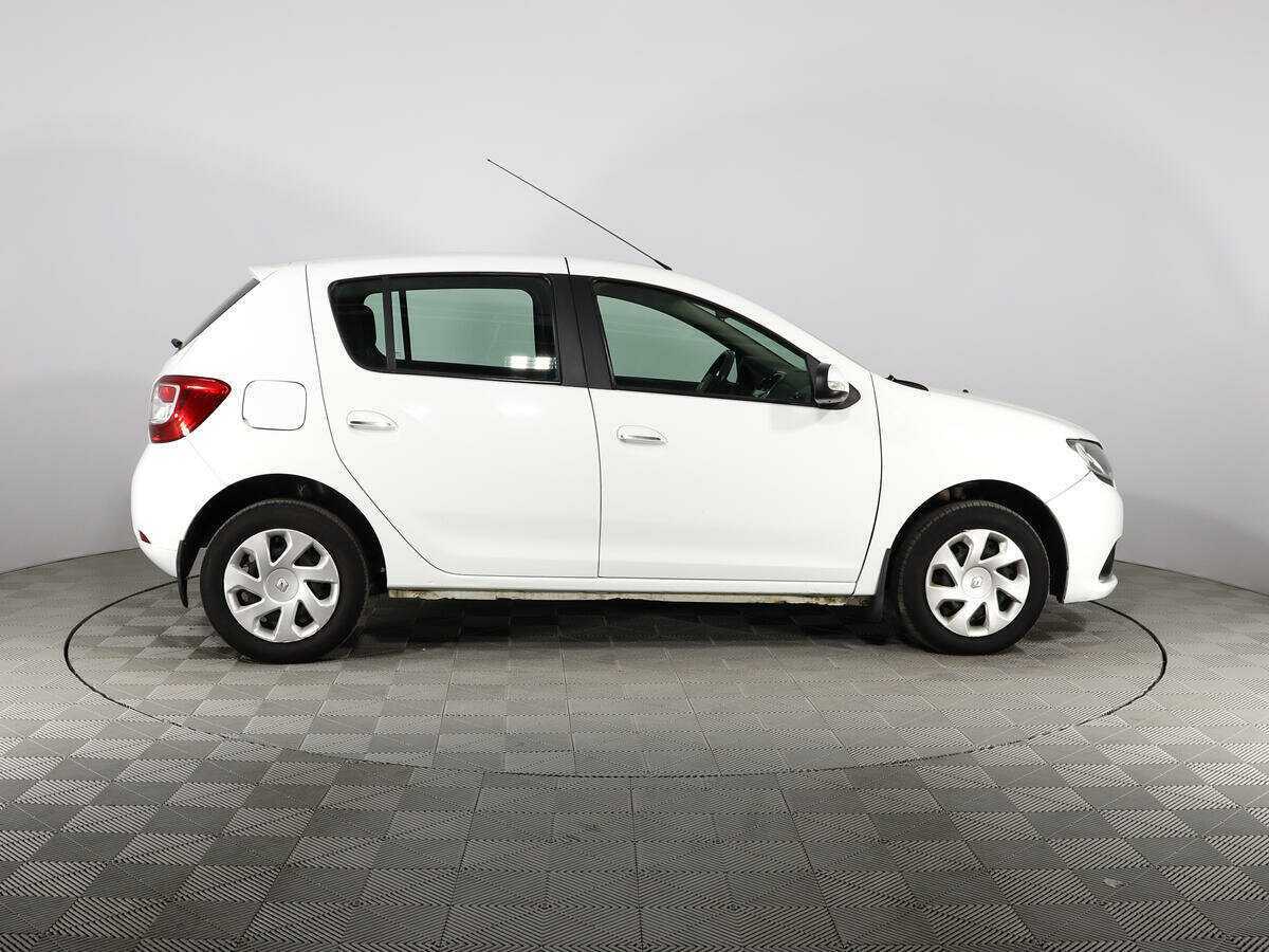 Renault Sandero 2017 года с пробегом. Фото: #4