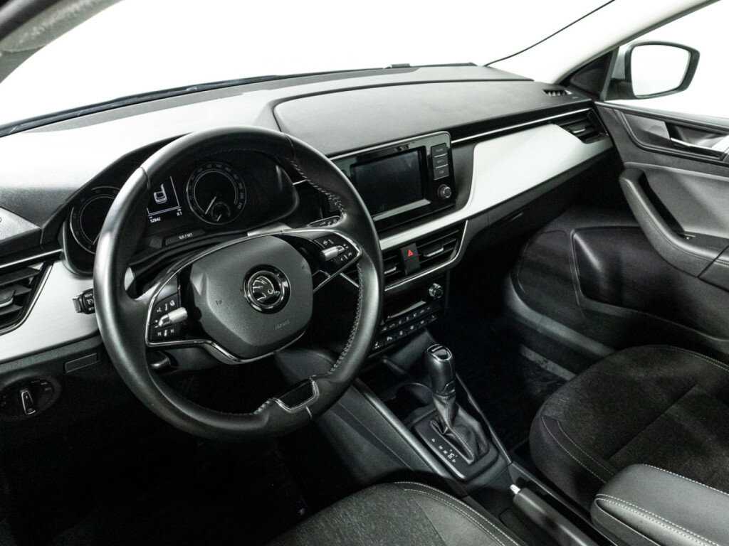 Skoda Rapid 2021 года с пробегом. Фото: #10