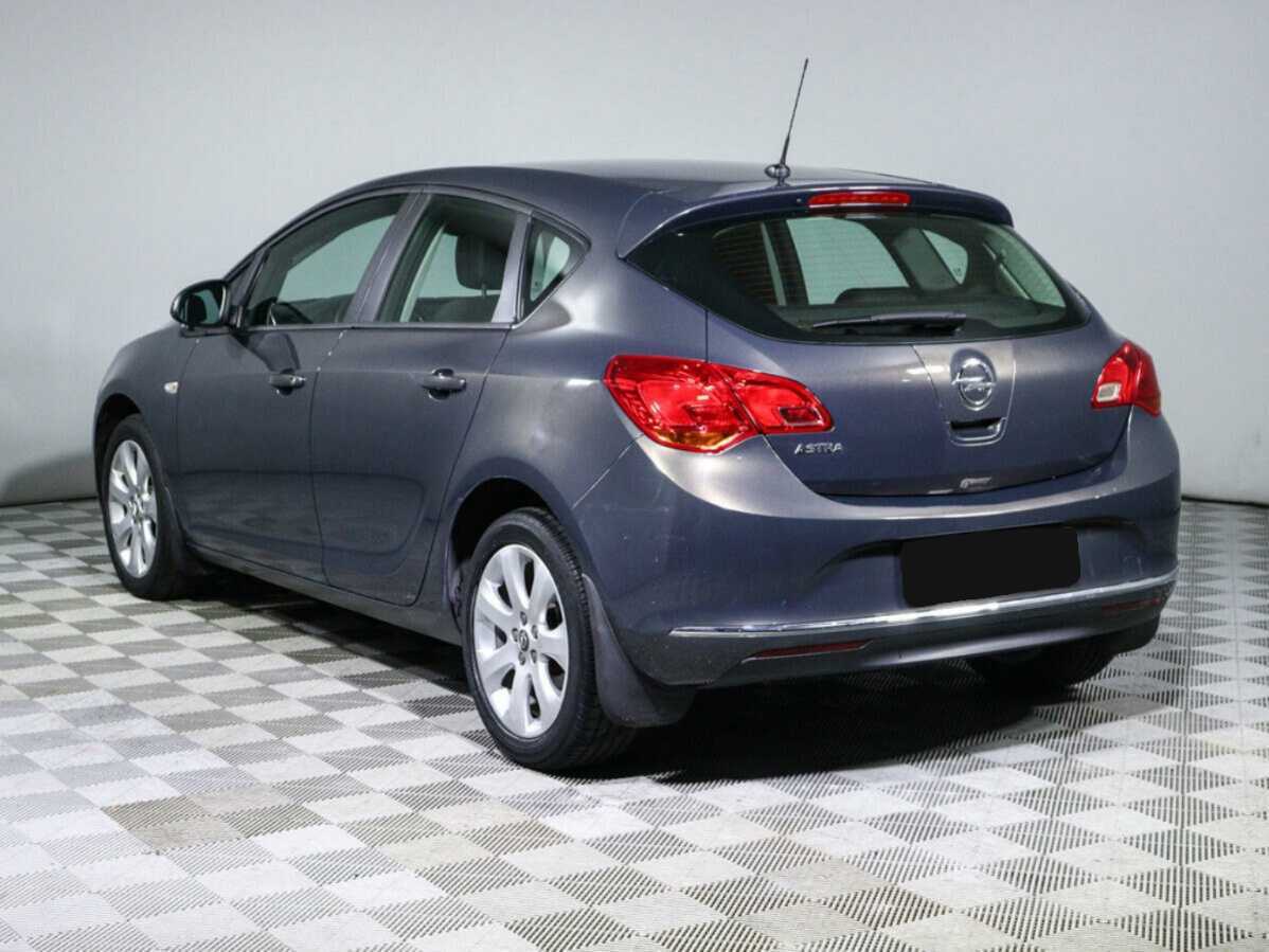 Opel Astra 2012 года с пробегом. Фото: #6