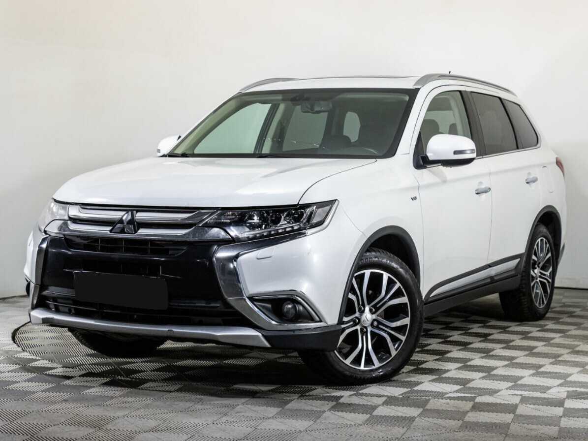 Mitsubishi Outlander 2016 года с пробегом. Фото: #0