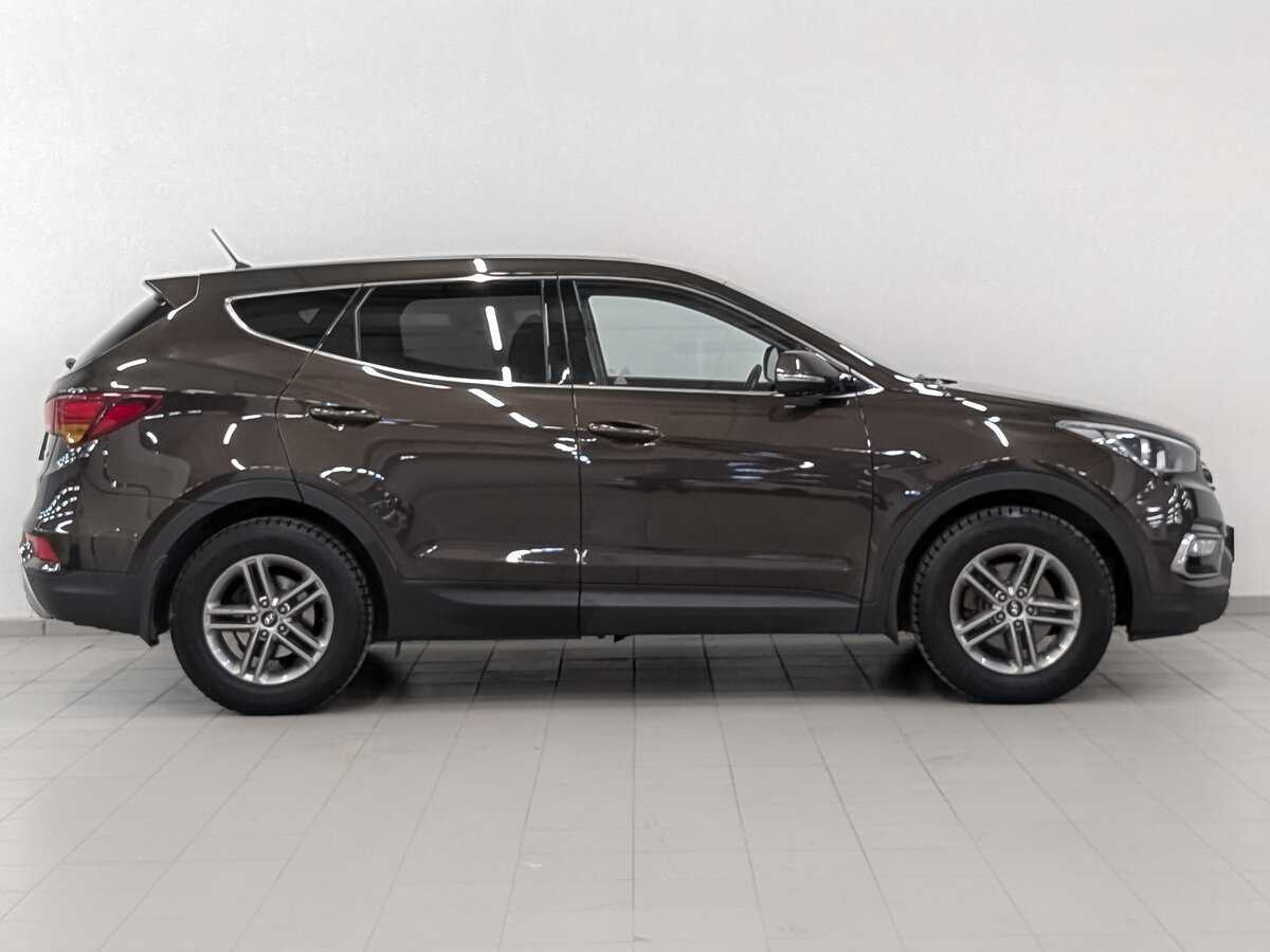Hyundai Santa Fe 2015 года с пробегом. Фото: #3