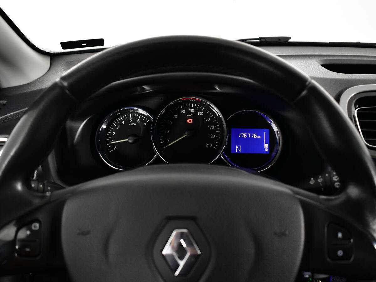 Renault Sandero 2015 года с пробегом. Фото: #10