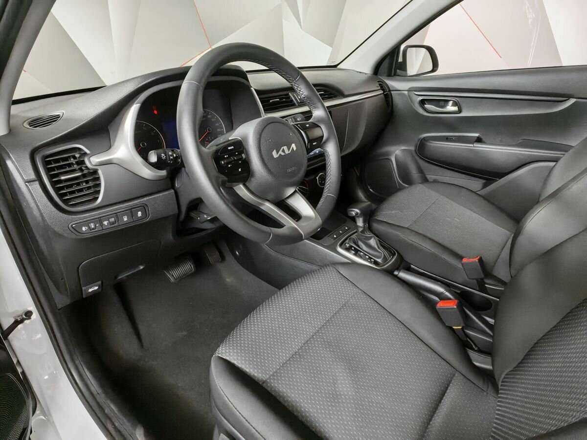 Kia Rio 2022 года с пробегом. Фото: #13