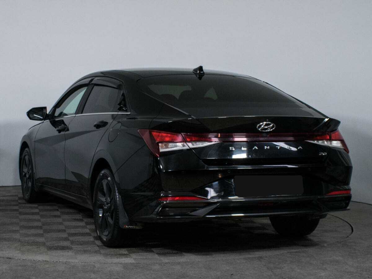 Hyundai Elantra 2020 года с пробегом. Фото: #6