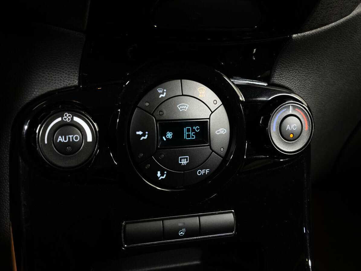 Ford Fiesta 2017 года с пробегом. Фото: #11