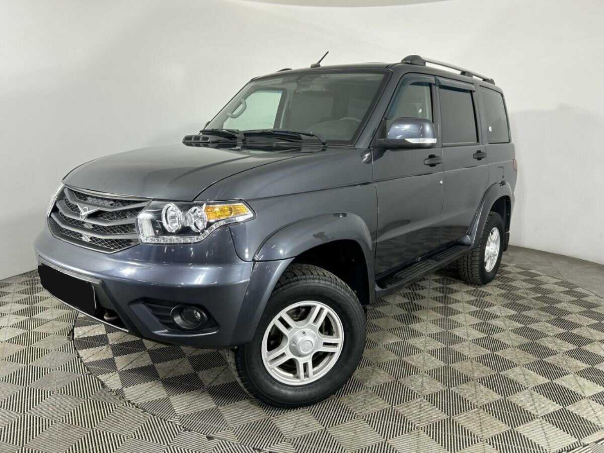 УАЗ Patriot 2016 года с пробегом. Посмотреть фото