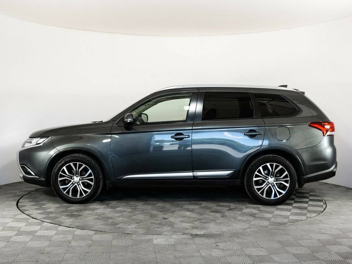 Mitsubishi Outlander 2018 года с пробегом. Фото: #7