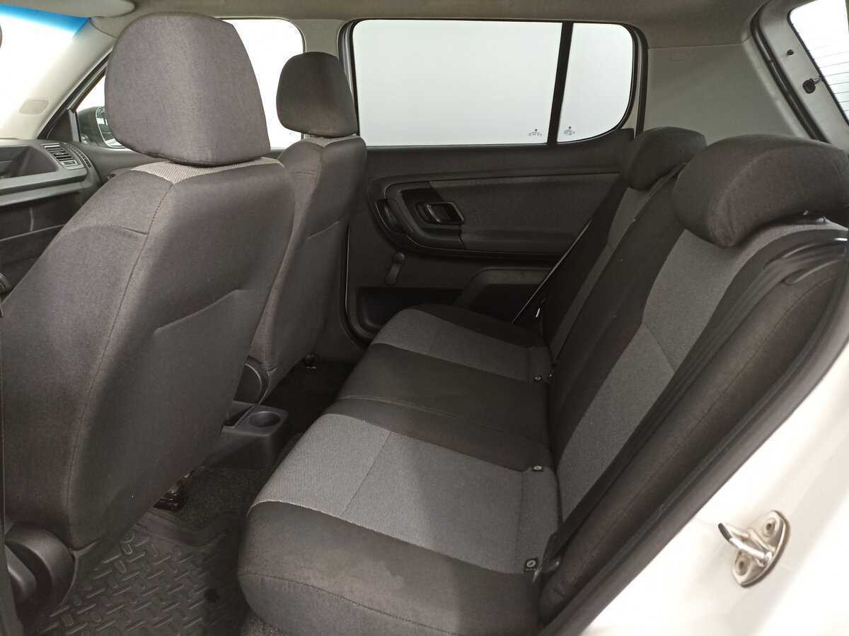 Skoda Fabia 2013 года с пробегом. Фото: #11