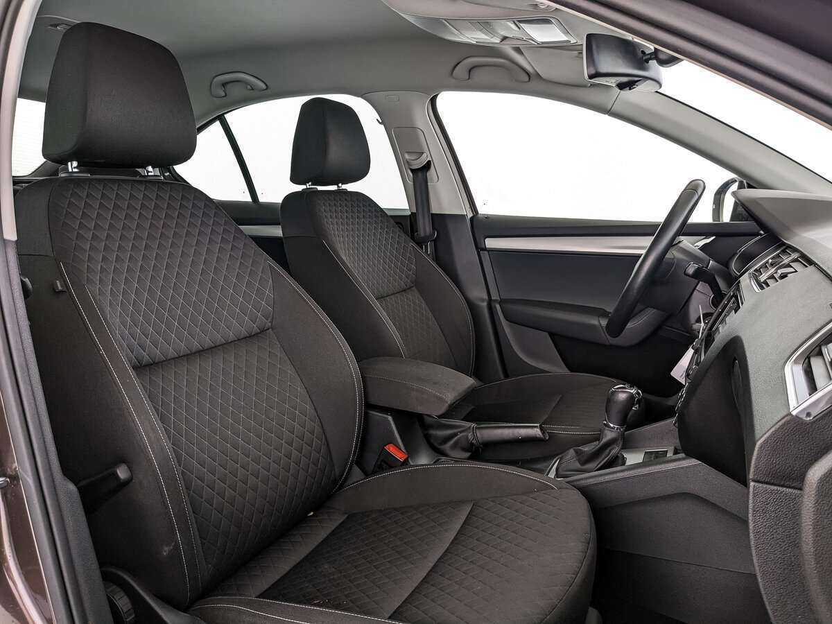 Skoda Octavia 2016 года с пробегом. Фото: #23