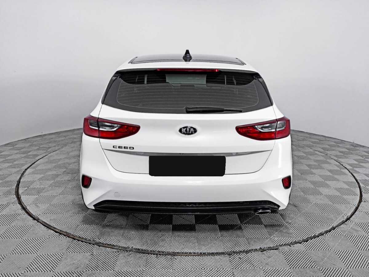 Kia Ceed 2018 года с пробегом. Фото: #5