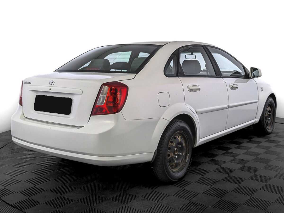 Daewoo Gentra 2014 года с пробегом. Фото: #4