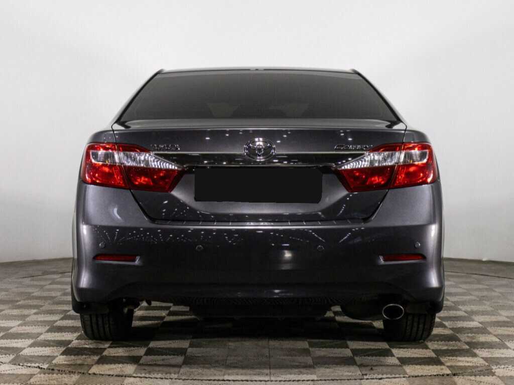 Toyota Camry 2012 года с пробегом. Фото: #5