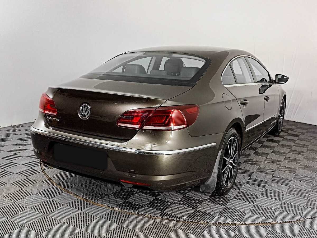 Volkswagen Passat CC 2013 года с пробегом. Фото: #3