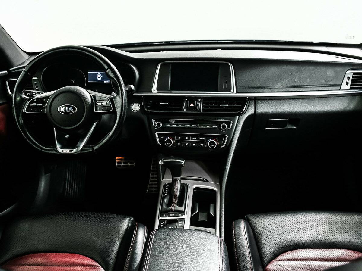 Kia Optima 2018 года с пробегом. Фото: #10