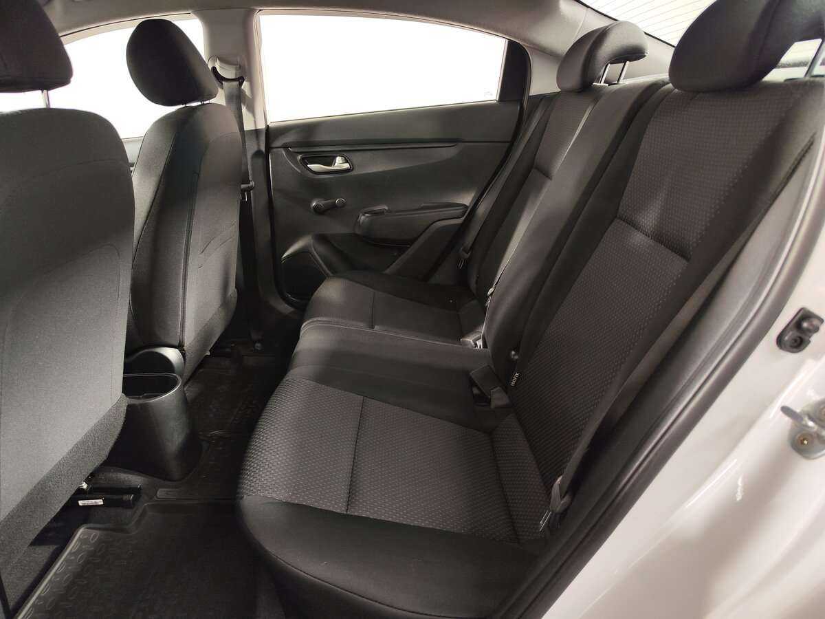 Kia Rio 2021 года с пробегом. Фото: #7