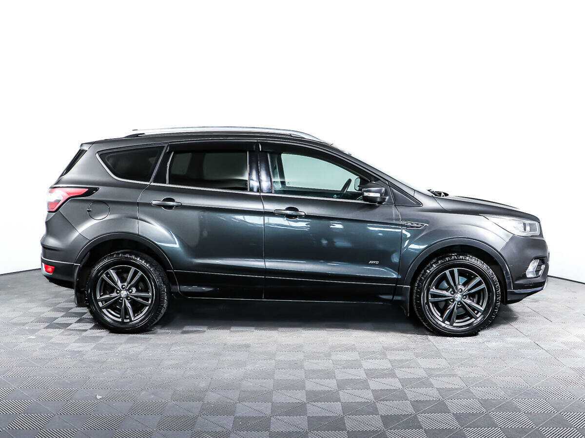 Ford Kuga 2017 года с пробегом. Фото: #3