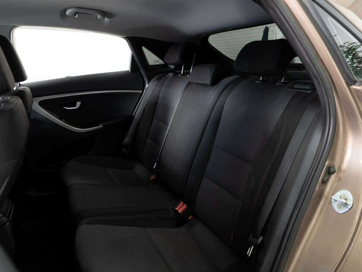 Hyundai i30 2013 года с пробегом. Фото: #6