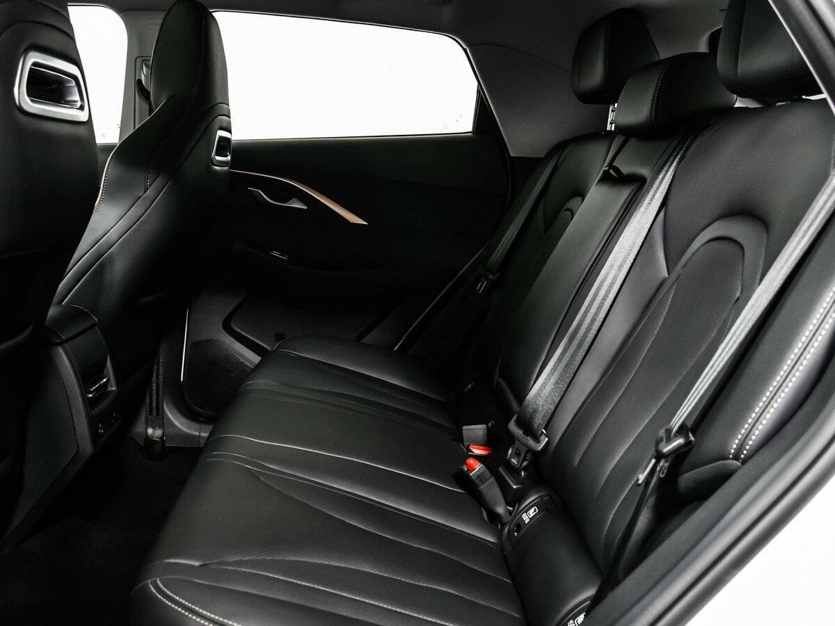 OMODA C5 2023 года с пробегом. Фото: #11