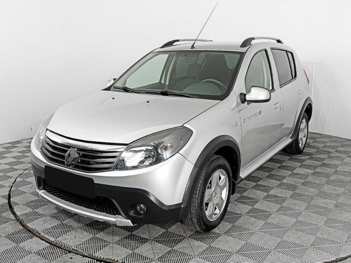 Renault Sandero 2013 года с пробегом. Фото: #0