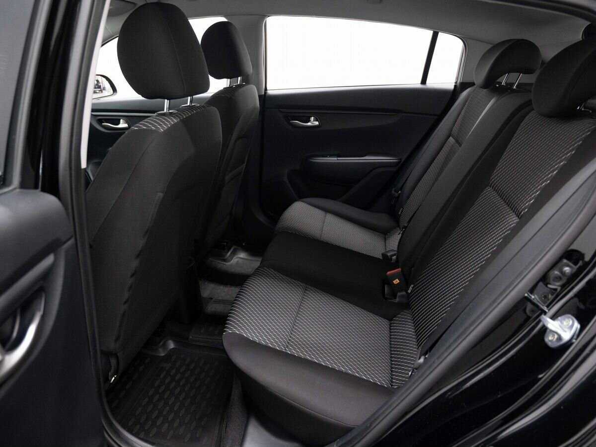 Kia Rio 2018 года с пробегом. Фото: #8