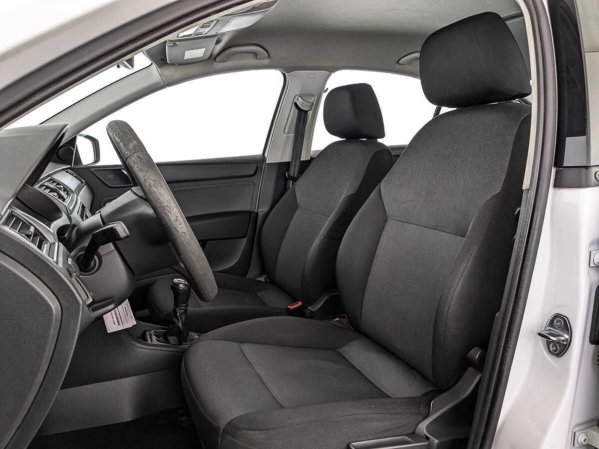 Skoda Rapid 2017 года с пробегом. Фото: #19