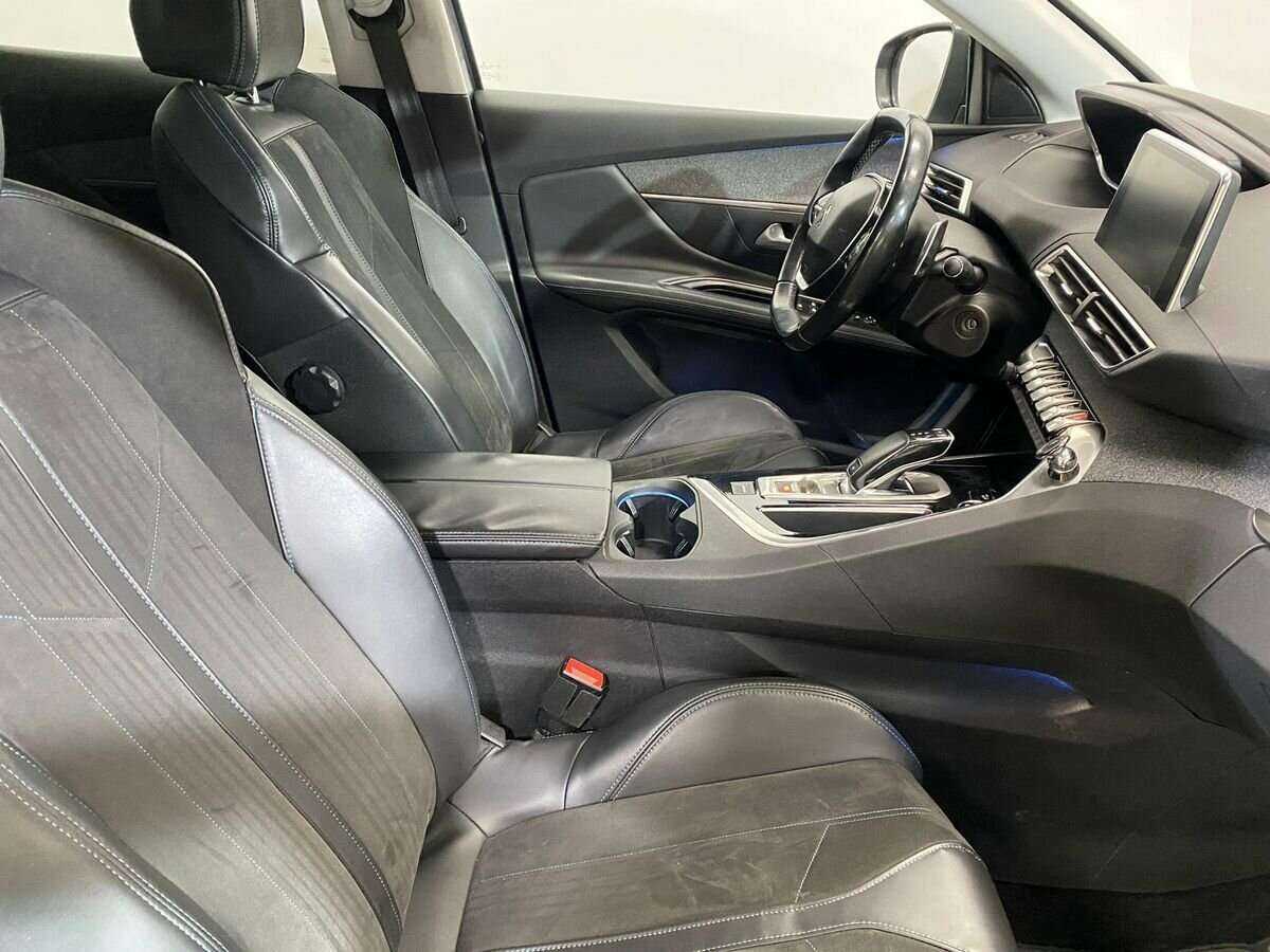 Peugeot 3008 2018 года с пробегом. Фото: #9