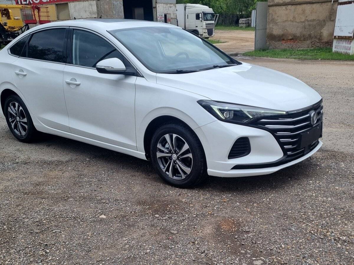 Changan Eado Plus 2024 года с пробегом. Фото: #3