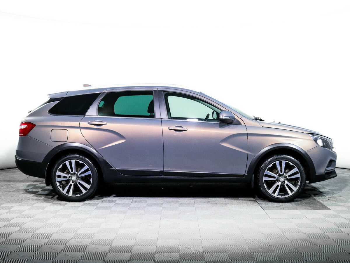 Lada (ВАЗ) Vesta 2018 года с пробегом. Фото: #3