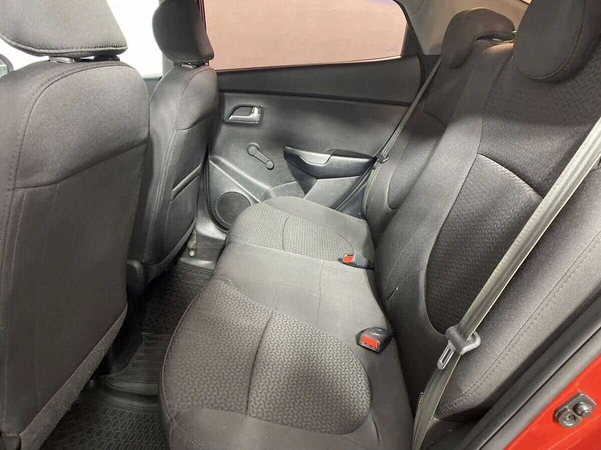 Kia Rio 2016 года с пробегом. Фото: #9