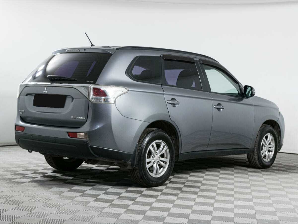 Mitsubishi Outlander 2012 года с пробегом. Фото: #4