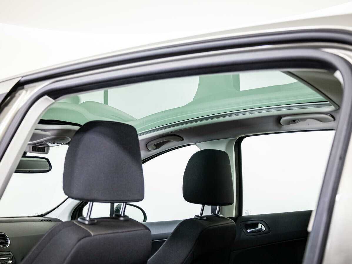 Peugeot 308 2013 года с пробегом. Фото: #16