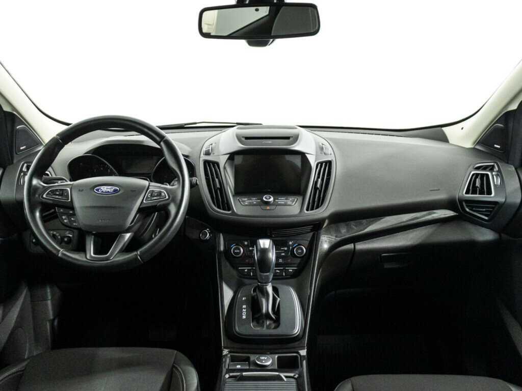 Ford Kuga 2017 года с пробегом. Фото: #12