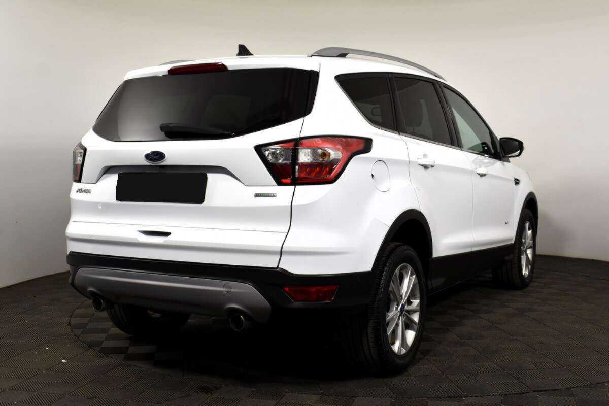 Ford Kuga 2017 года с пробегом. Фото: #3