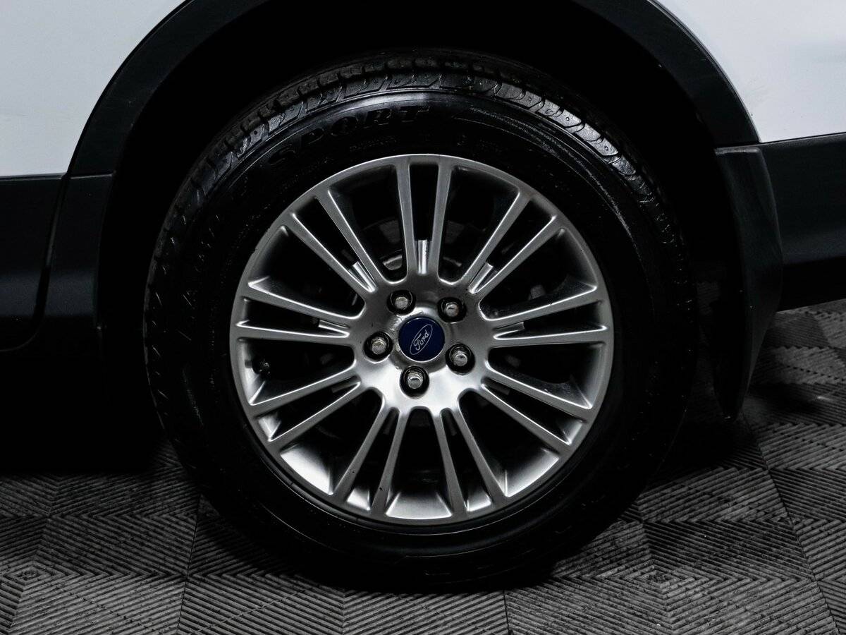 Ford Kuga 2014 года с пробегом. Фото: #12