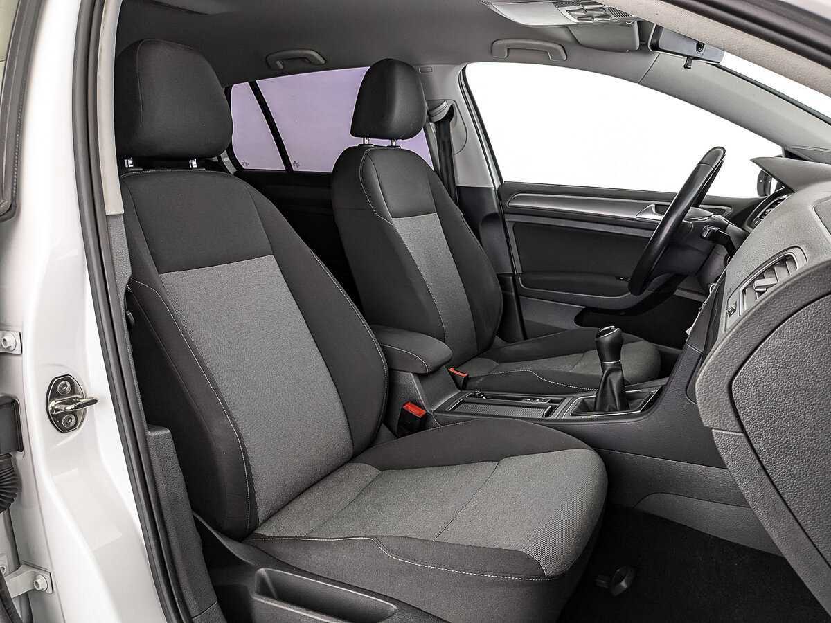 Volkswagen Golf 2014 года с пробегом. Фото: #23