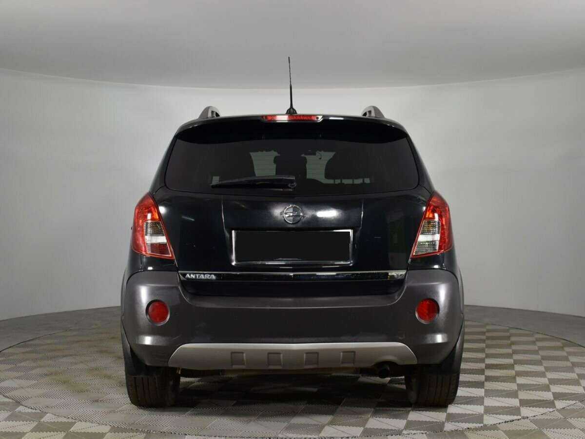 Opel Antara 2013 года с пробегом. Фото: #3