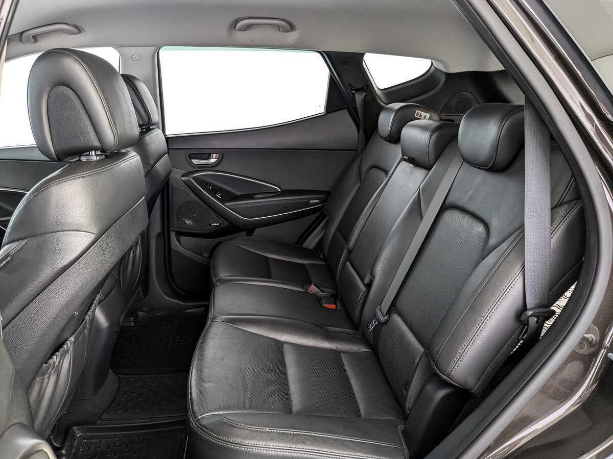 Hyundai Santa Fe 2017 года с пробегом. Фото: #13