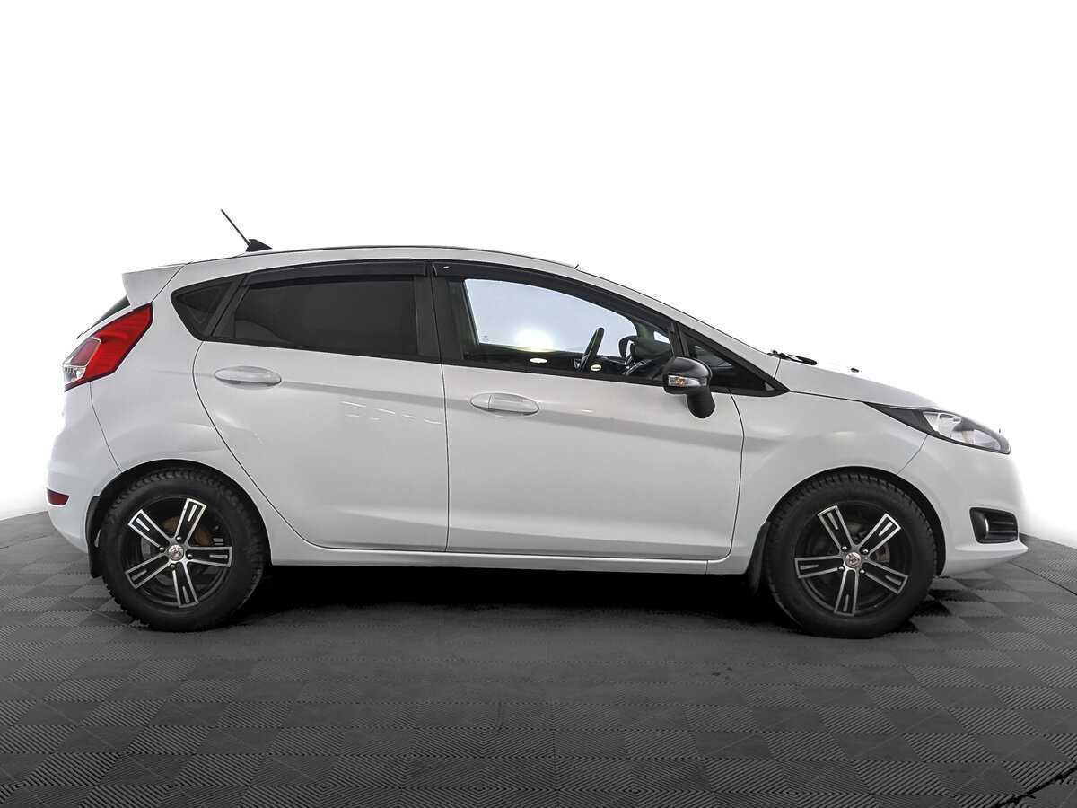 Ford Fiesta 2017 года с пробегом. Фото: #3