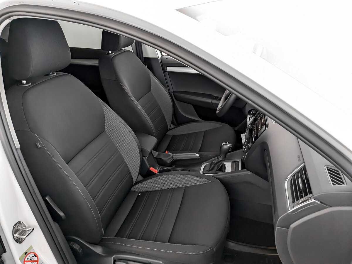 Skoda Octavia 2019 года с пробегом. Фото: #22