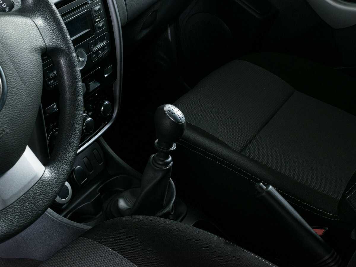 Renault Duster 2013 года с пробегом. Фото: #12